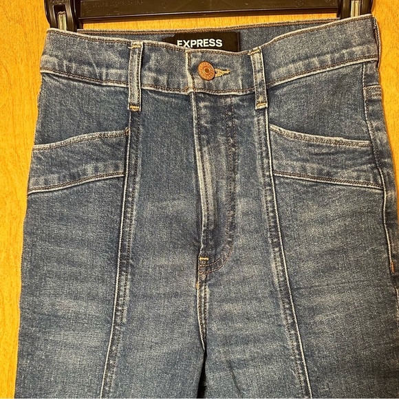 Express straight super high-rise jeans size 0 - Picture 3 of 8